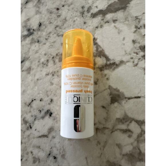 CLINIQUE Fresh Pressed Daily Booster w/ Pure Vitamin C - 0.29oz./8.5ml -BOXLESS - Picture 1 of 3